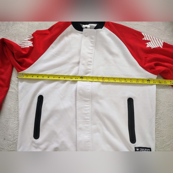 Hudson's Bay HBC Olympic Men's XL Team Canada Light Jacket - Picture 11 of 14